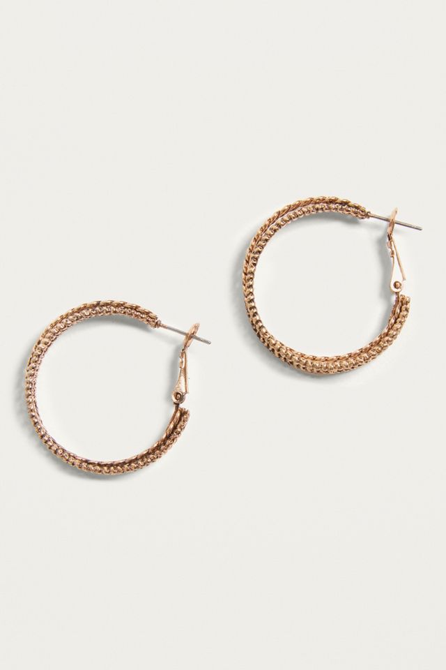 Vintage Inspired Triple Twist Hoop Earrings Urban Outfitters DE