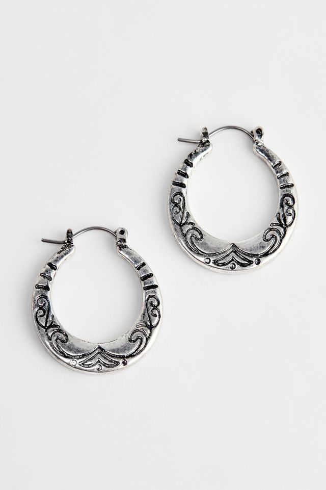 Boucles d'oreilles mini créoles gravées Silence + Noise #1