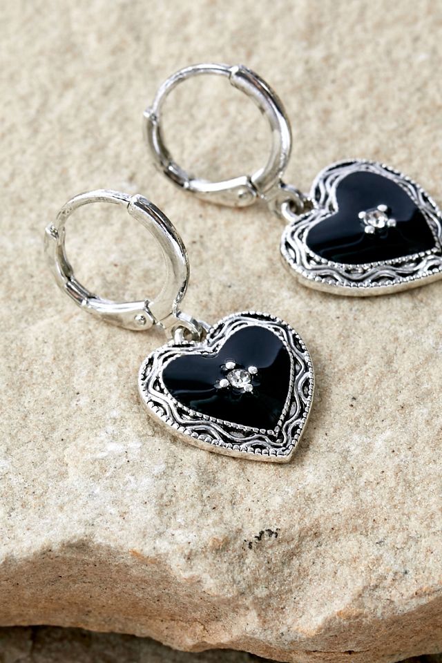 Boucles d'oreilles créoles cœur en émail Silence + Noise #1