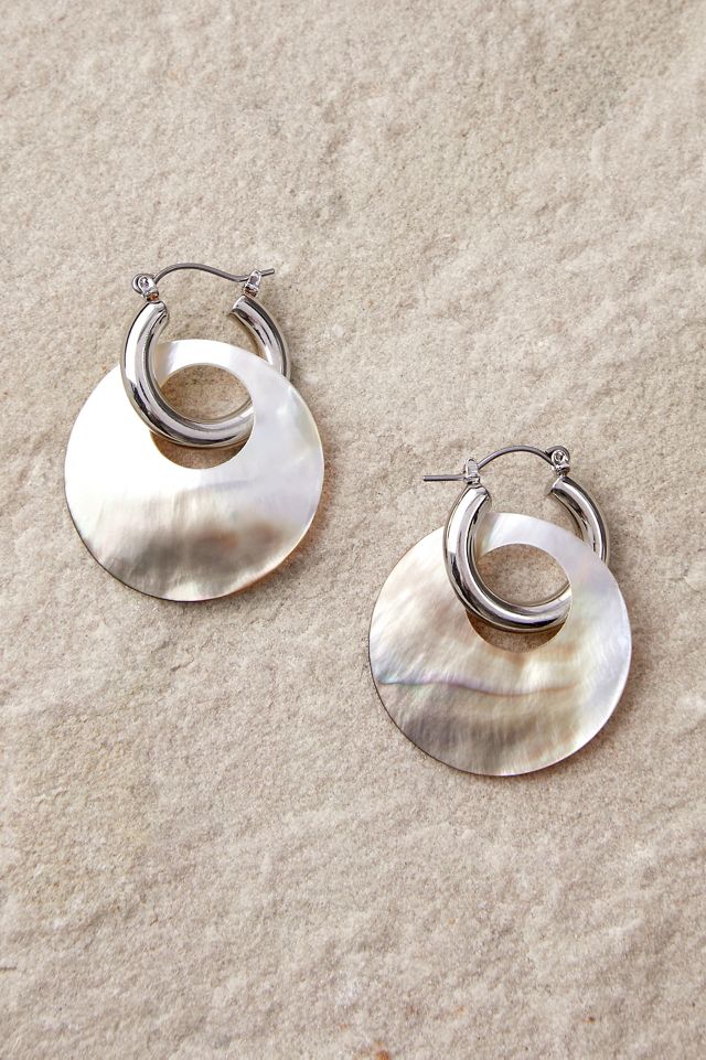 Silence + Noise Shell Drop Hoops | Urban Outfitters ES
