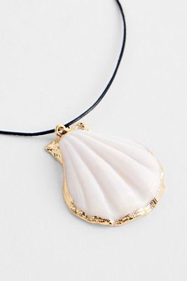 Silence + Noise Natural Shell Choker Necklace
