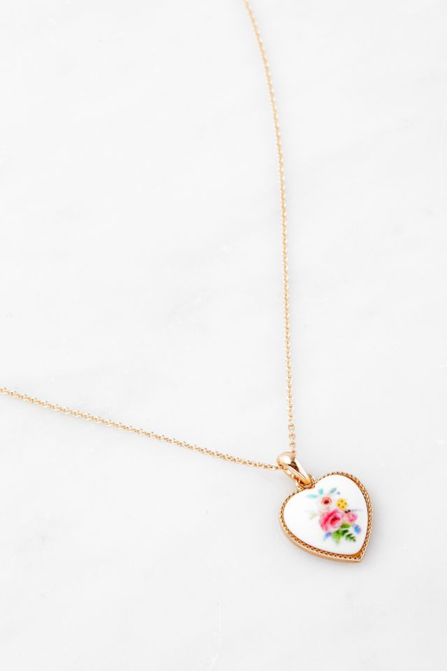 Urban outfitters online heart necklace