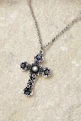 Silence + Noise Cross Pendant Necklace | Urban Outfitters UK