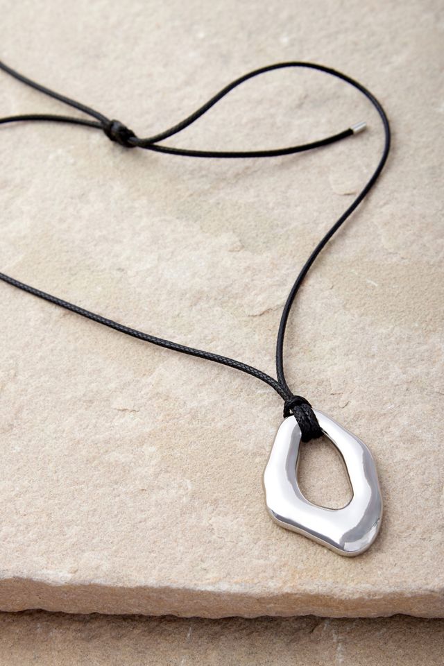 Silence + Noise Abstract Loop Choker #2