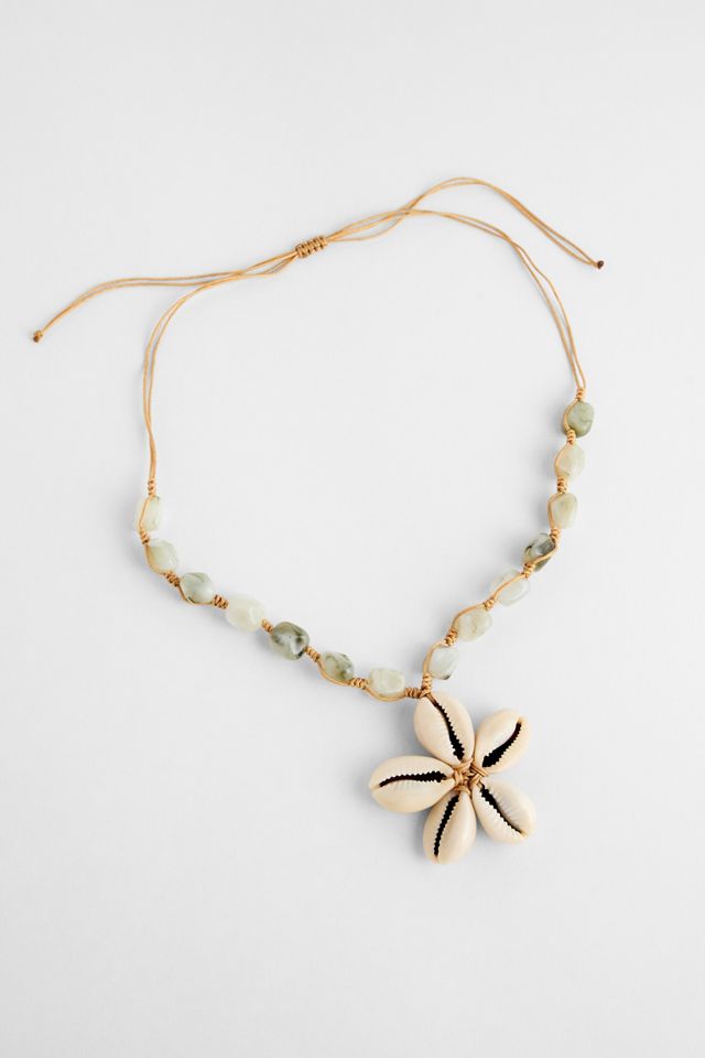 UO Bead Shell Flower Choker Necklace #2
