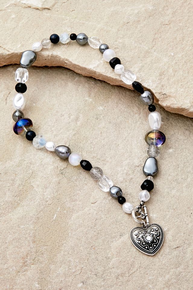 Heart Pendant Bead Necklace 