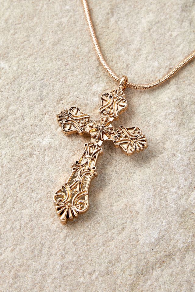 Silence + Noise Cross Pendant Necklace | Urban Outfitters UK