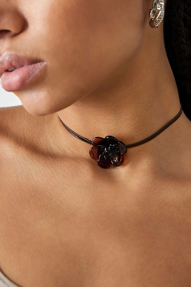 Eyland Jewellery - Collier en forme de fleur en verre soufflé Lara