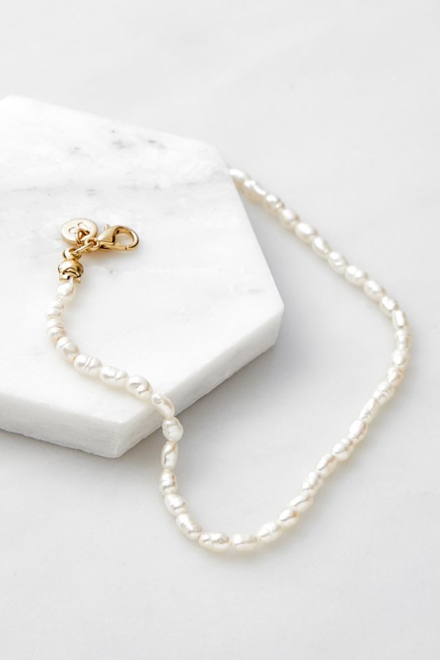 Real freshwater pearl store necklace urban outfitters