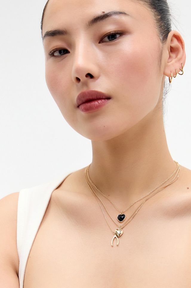 Collier pendentif cœur en émail UO #1