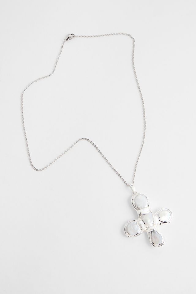 Recreation Jewels Daisy's Cross Necklace #2