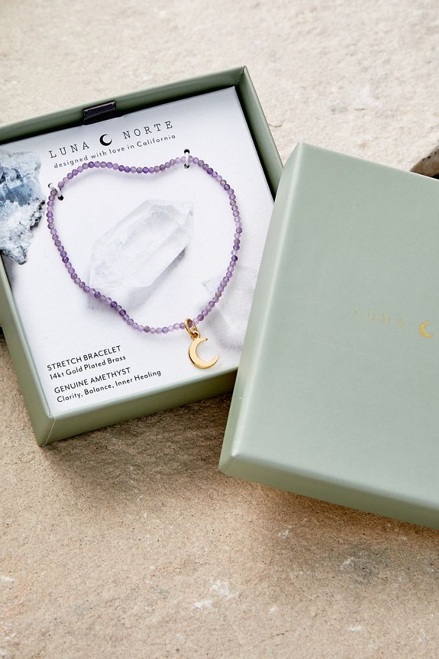 Luna Norte Perlenarmband mit Mondanhanger und Amethyst Urban Outfitters DE