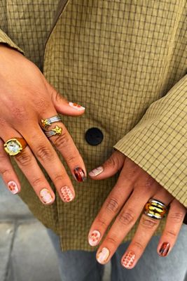 Enveloppements de gel pour ongles 2 semaines Blitsbee
