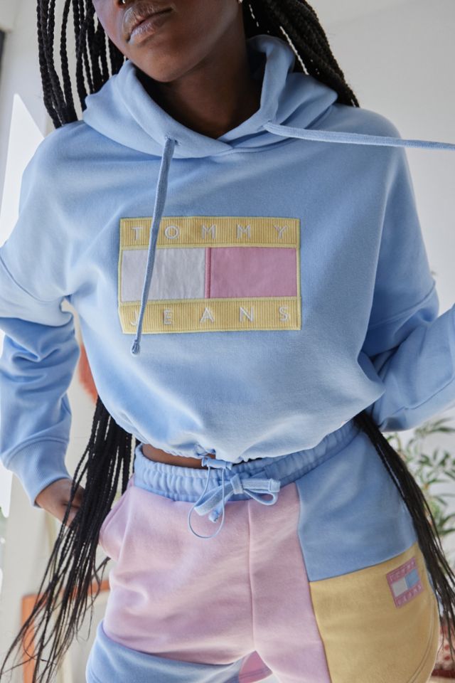 Urban outfitters tommy hilfiger best sale cropped hoodie