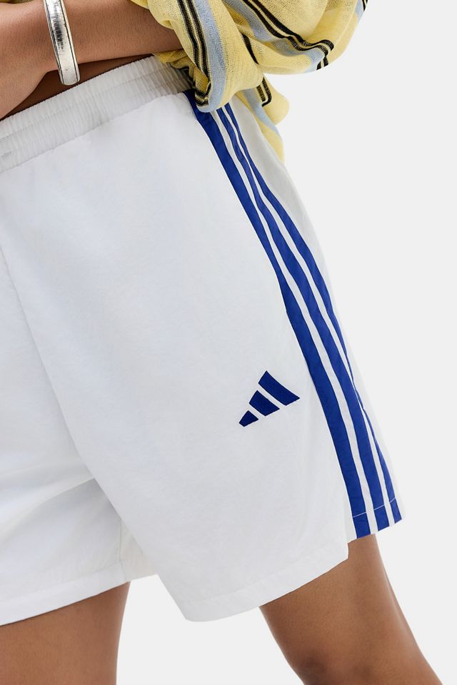 Shorts Chelsea de 3 Rayas adidas #1