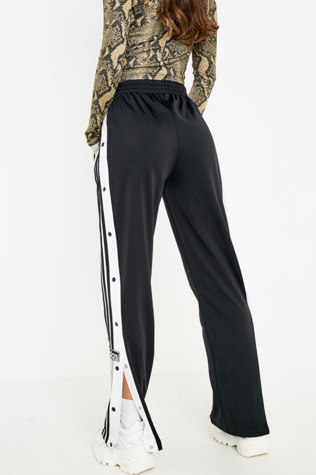 Skru ned forsætlig forslag adidas Originals Adibreak 3-Stripe Black Taping Popper Track Pants | Urban  Outfitters UK