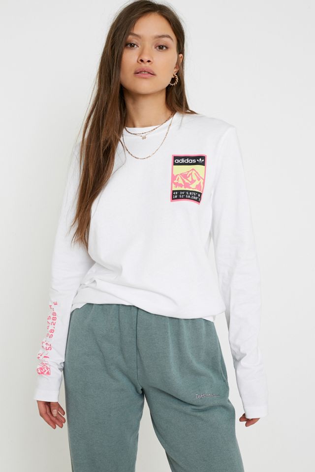 Langärmeliges T-Shirt mit Berg-Print von adidas Originals #1