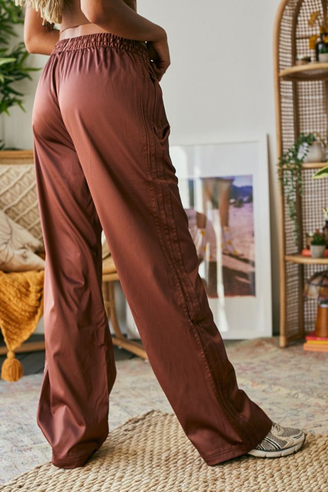 Pantalon en satin marron adidas #1