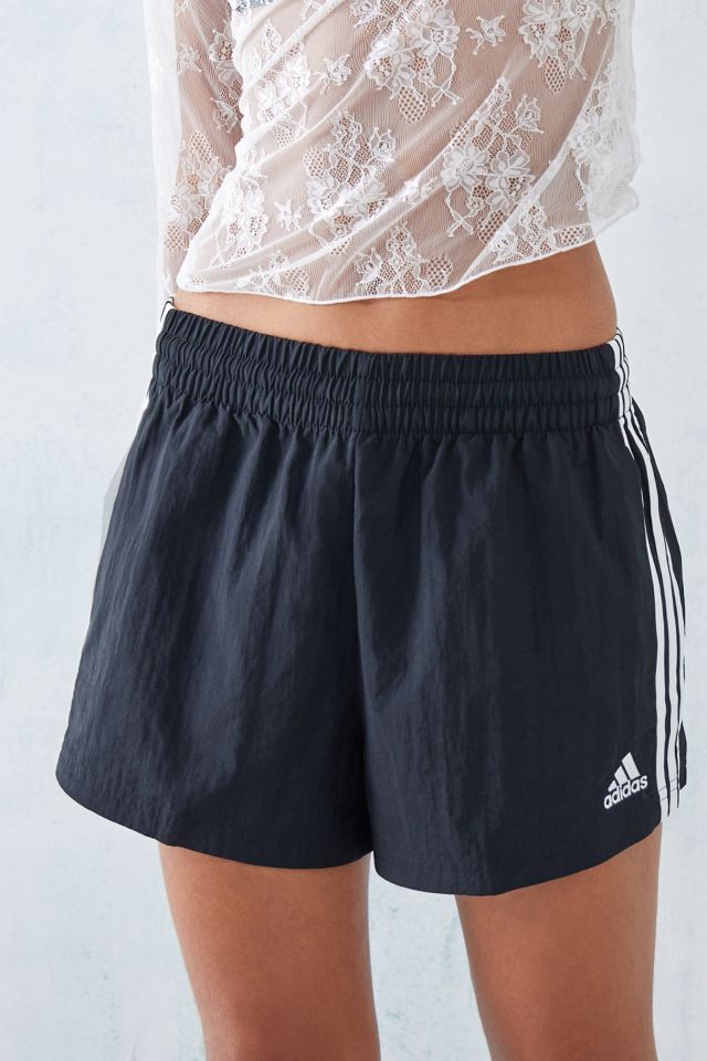 Urban outfitters hot sale black shorts