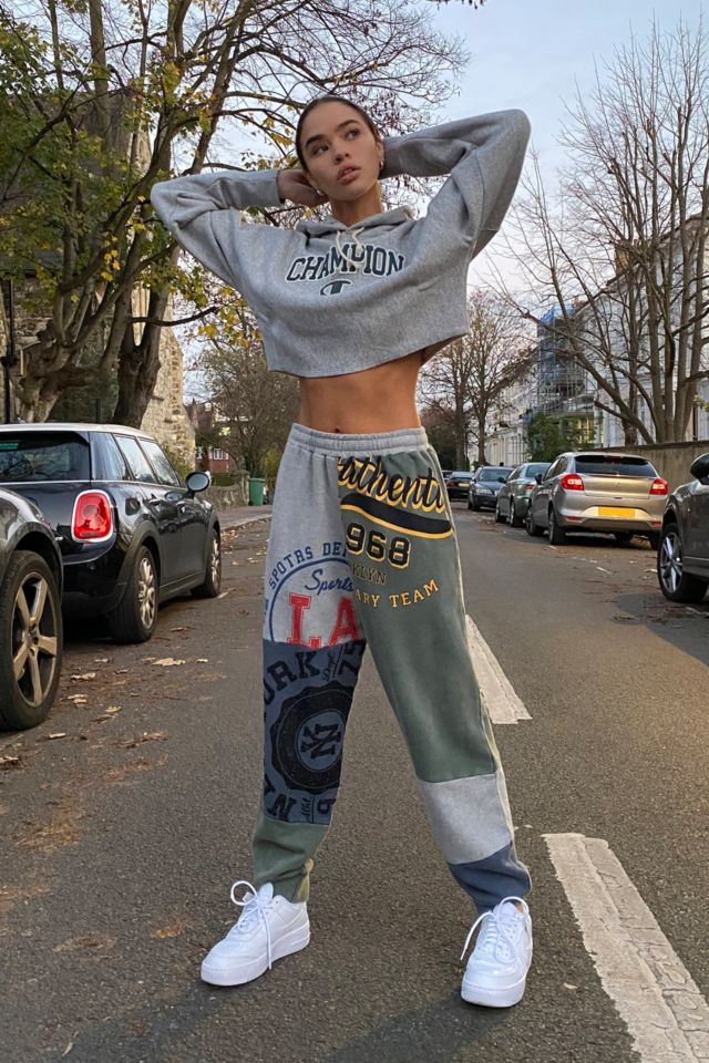 Champion crop top outlet outfits