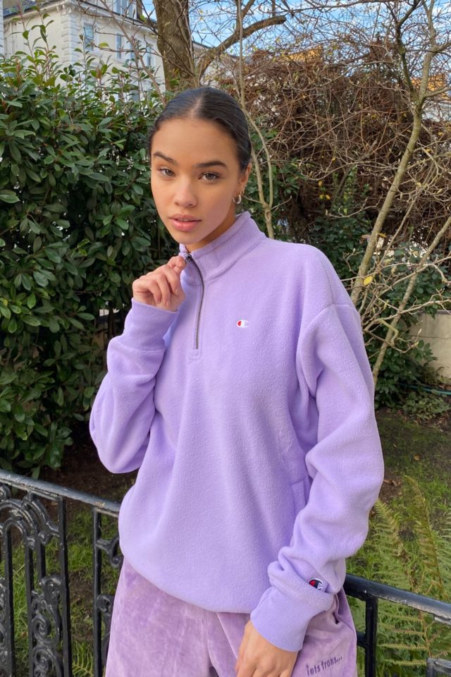 Champion sweatshirt 2025 urban outfitters uk