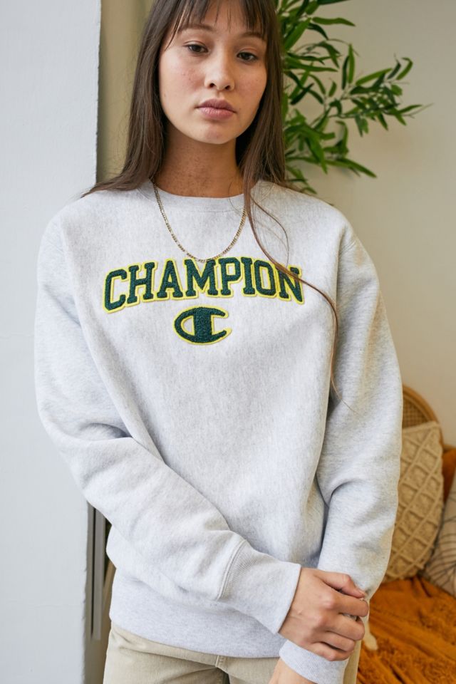 Champion sweatshirt outlet urban outfitters uk