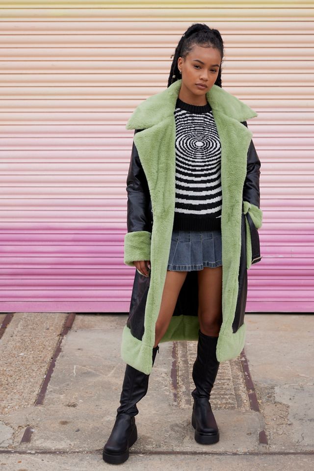 The Ragged Priest Chaqueta forrada de piel sintética de charol #2