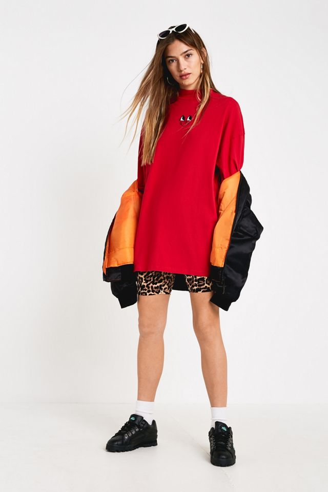 Lazy Oaf – Hochgeschlossenes T-Shirt „Happy“ #1