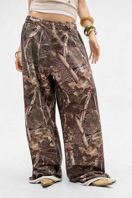 Jaded London Woodland Tarnmuster Baggy Monster Jogginghose