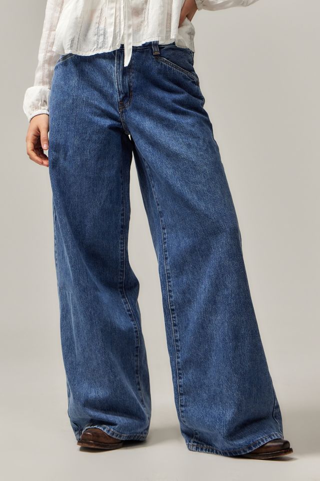 Levi s 94 Baggy Weites Bein Jeans Urban Outfitters DE