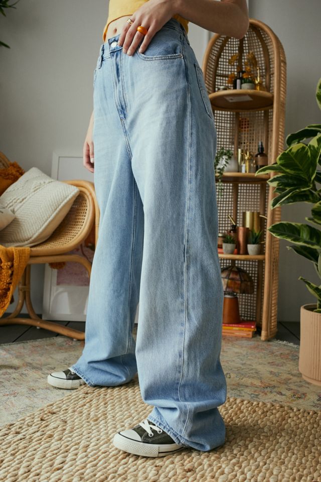 Levi's High Rise Full Circle Jeans | Urban Outfitters UK
