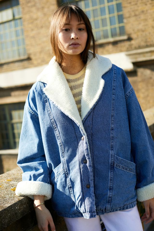 Levi's Sherpa Collar Denim Jacket | Urban Outfitters UK