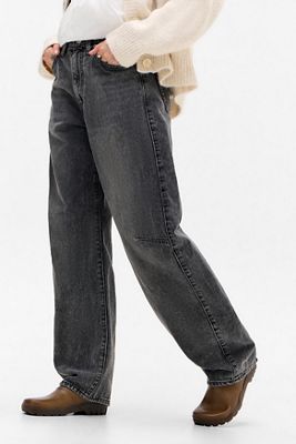 Levi's Mid Black Cinch Barrel Jeans