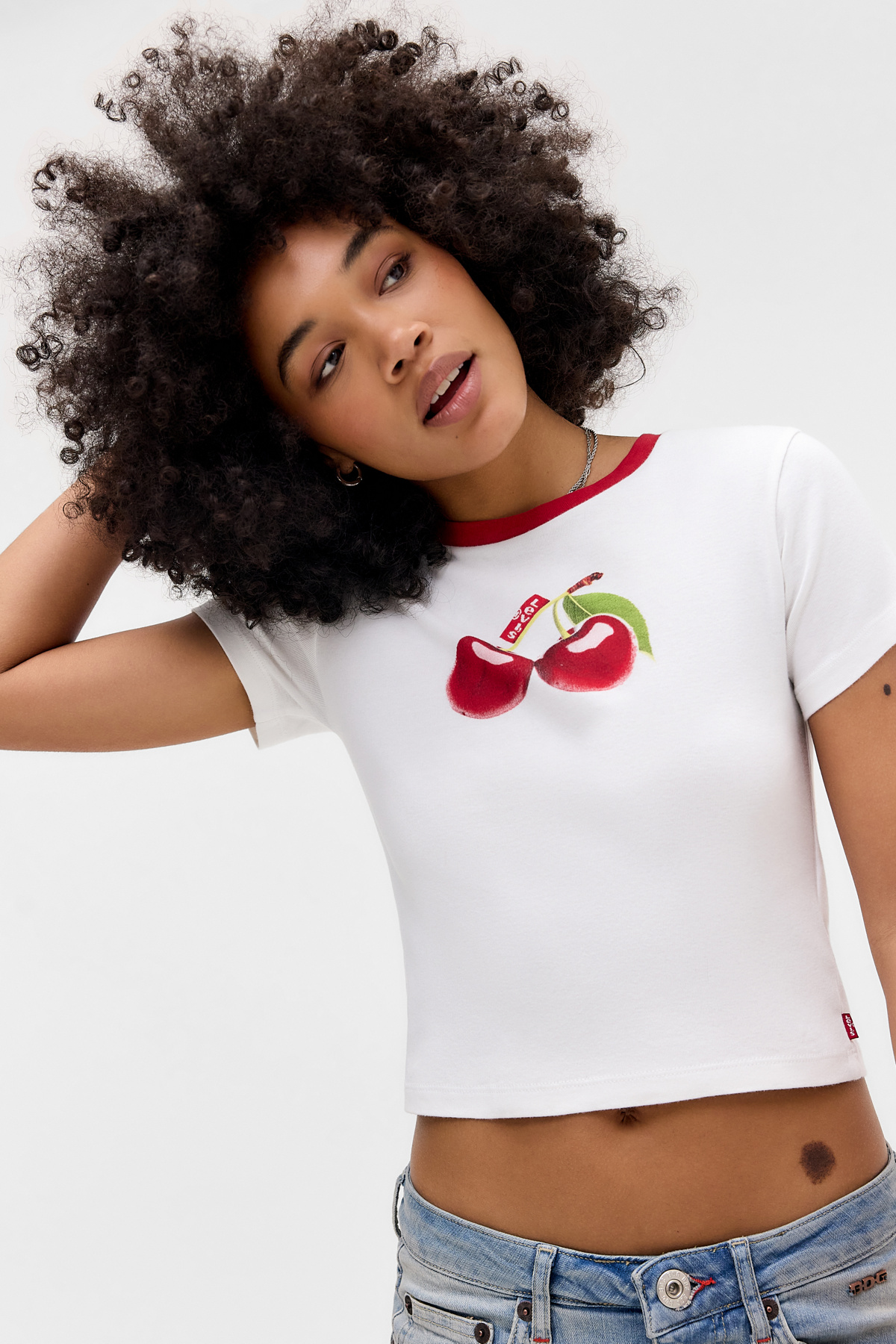 Levi's Essential Cherry T-Shirt