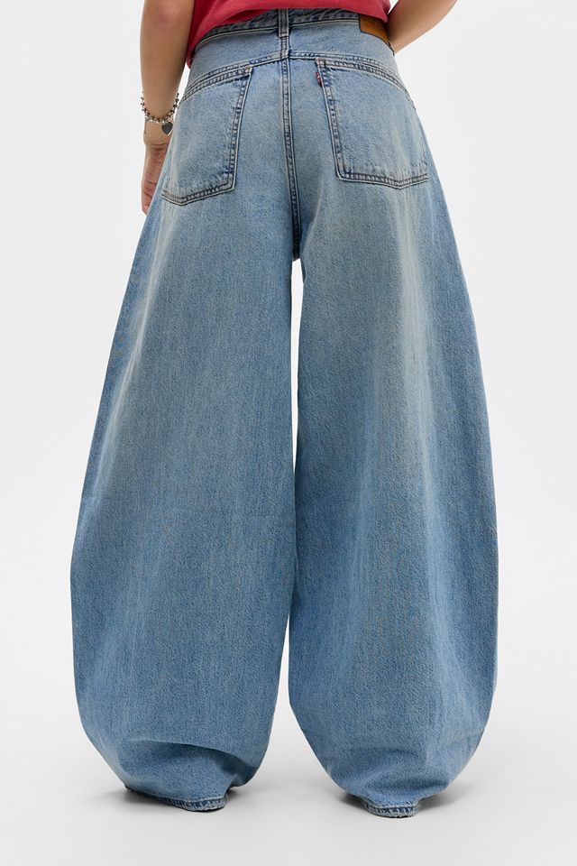 パンツ Levi's SUPER BAGGY BARREL W27 L30 Levi's Super Baggy Barrel Jeans | Urban Outfitters UK