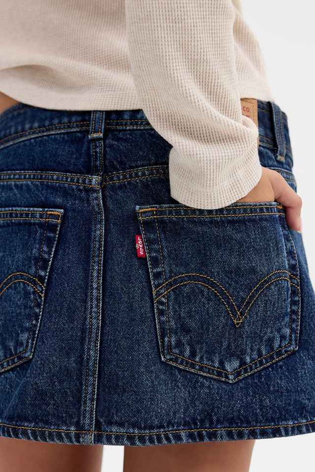 Minifalda de Mezclilla con Cinturón Levi's #2