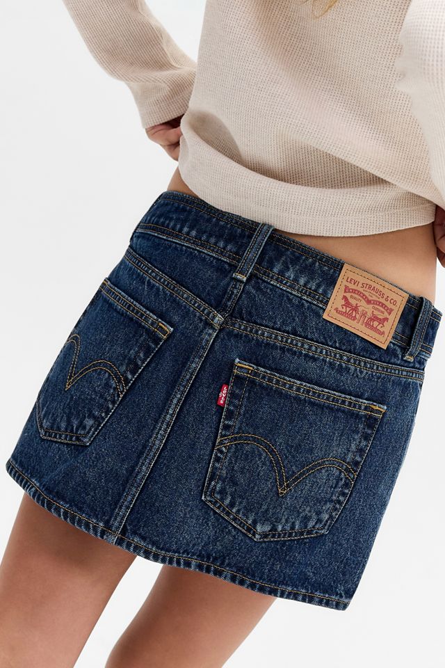 Minifalda de Mezclilla con Cinturón Levi's #3