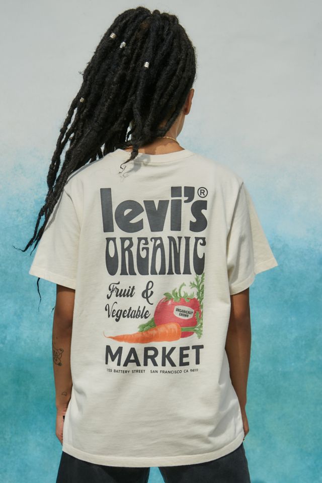 Levi's Oversized Market T-Shirt | Urban Outfitters UK