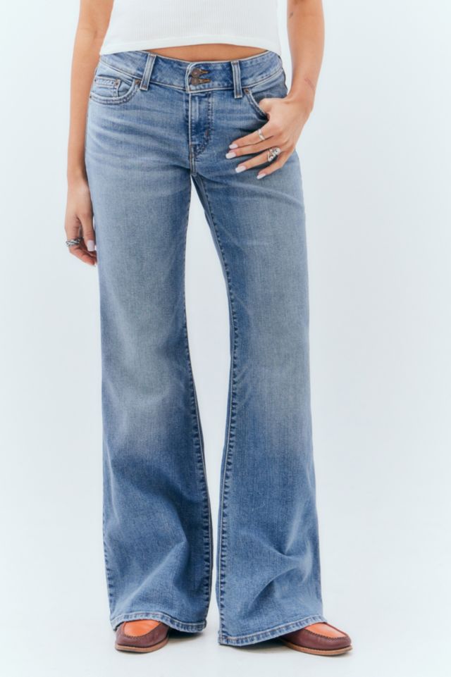 Levi's Superflow Flare Jeans | Urban Outfitters UK