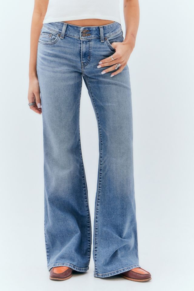 Levi's hotsell flare jeans