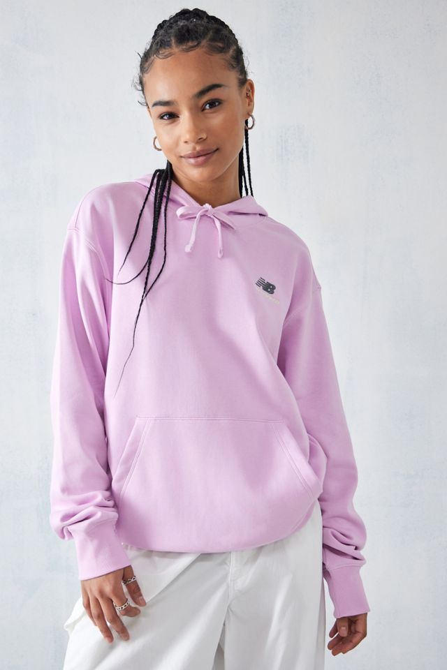 Pink new balance outlet hoodie