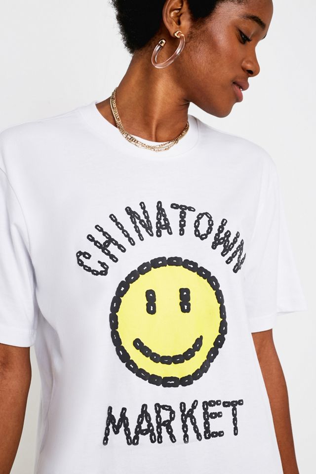 Chinatown Market X Smiley UO Exclusive White T-Shirt | Urban