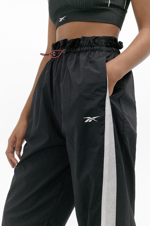 Reebok - Pantalon de survêtement tissé noir #1