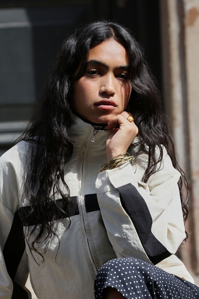 Lioness Beige Shoreline Windjacke #2