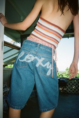 Roxy Short en jean exclusif UO Denim Script