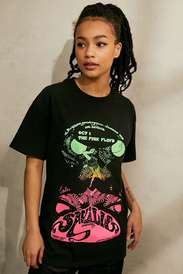 Daisy Street Pink Floyd Boyfriend T-Shirt | Urban Outfitters UK