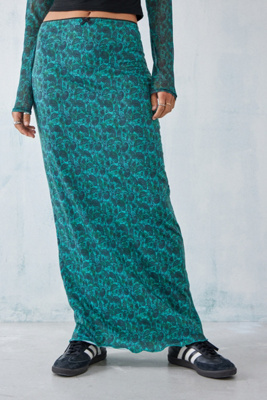 Ways To Style A Satin Maxi Skirt - An Indigo Day