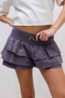 Daisy Street Micro Shorts in Broderie Anglaise Cocco