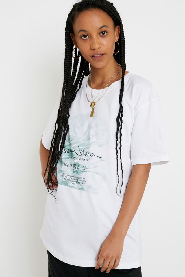 Sean Sheila Graphic T-Shirt