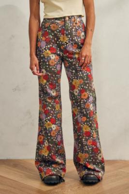Wrangler Bloom Print Wanderer Jeans | Urban Outfitters UK